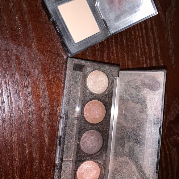 Makeup Lot - Picture 6 of 8